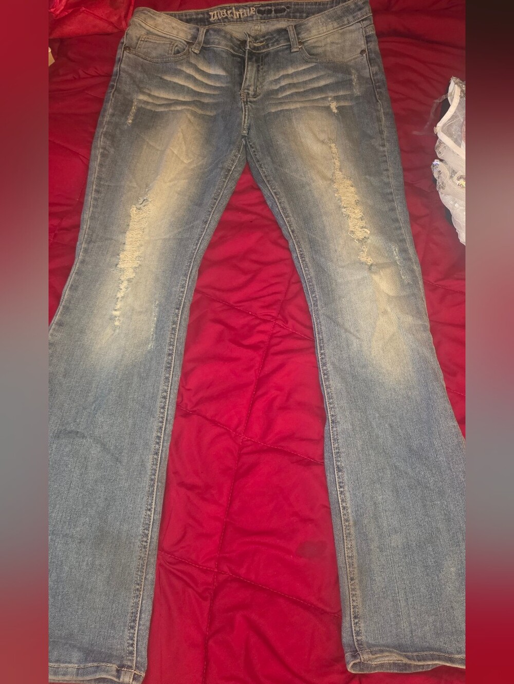 Light Wash Distressed Skinny Jeans - Casual Slim Fit